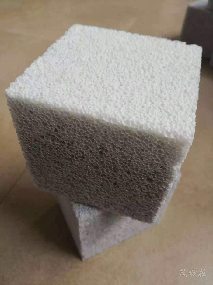 發泡陶瓷裝飾線條的特點是什么？